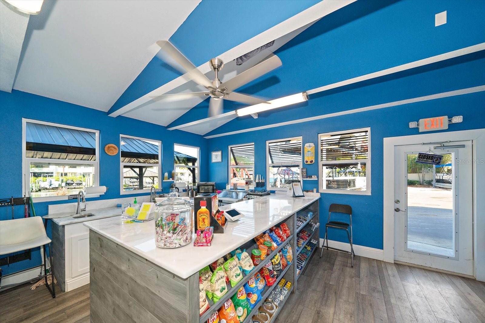 BAYWOOD SHORES - Commercial Sale