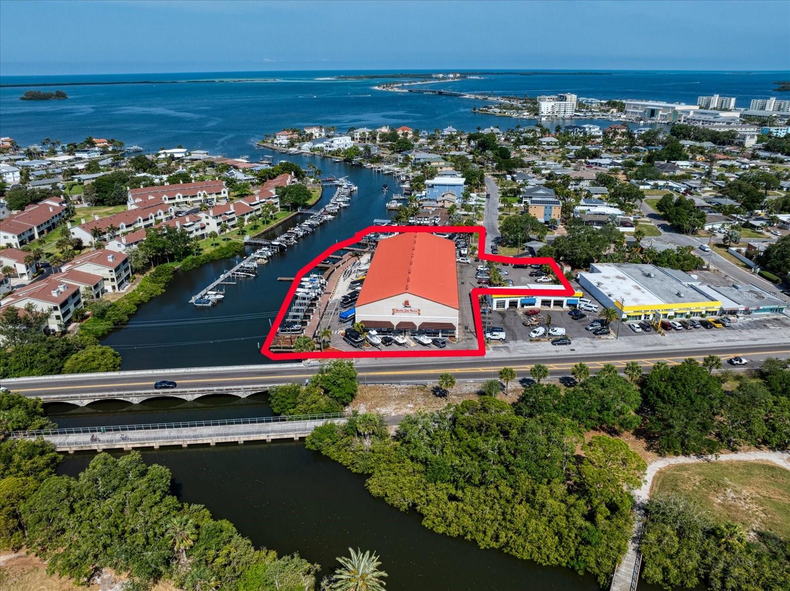 BAYWOOD SHORES - Commercial Sale