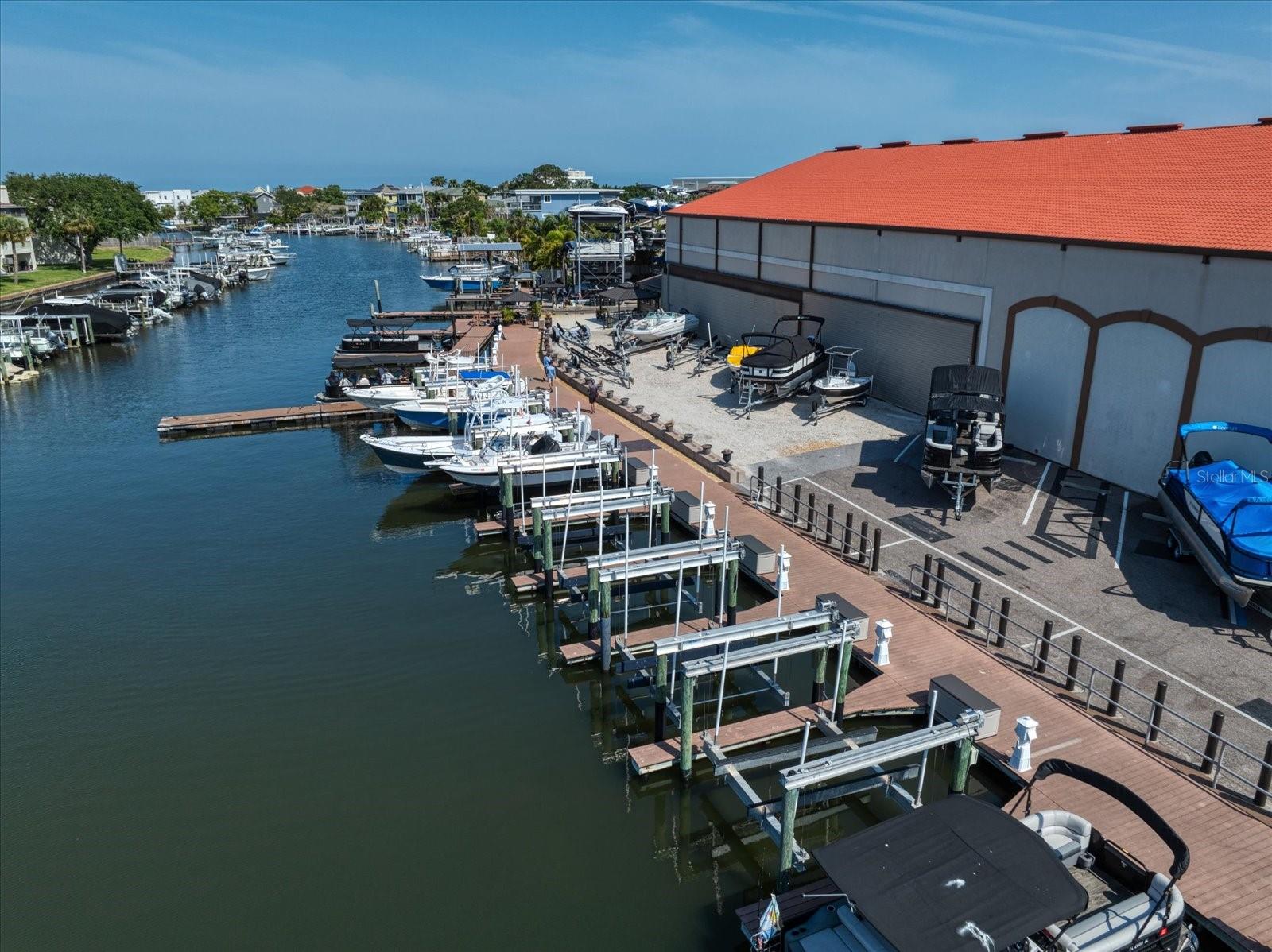 2400 BAYSHORE BOULEVARD