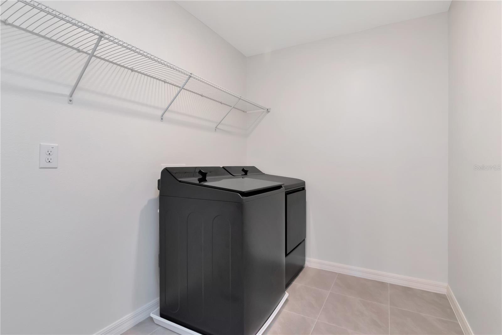 RIVERSTONE - Residential