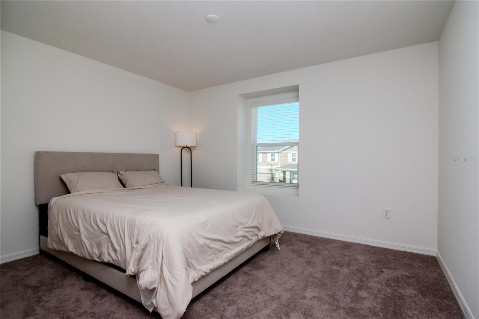 RIVERSTONE - Residential