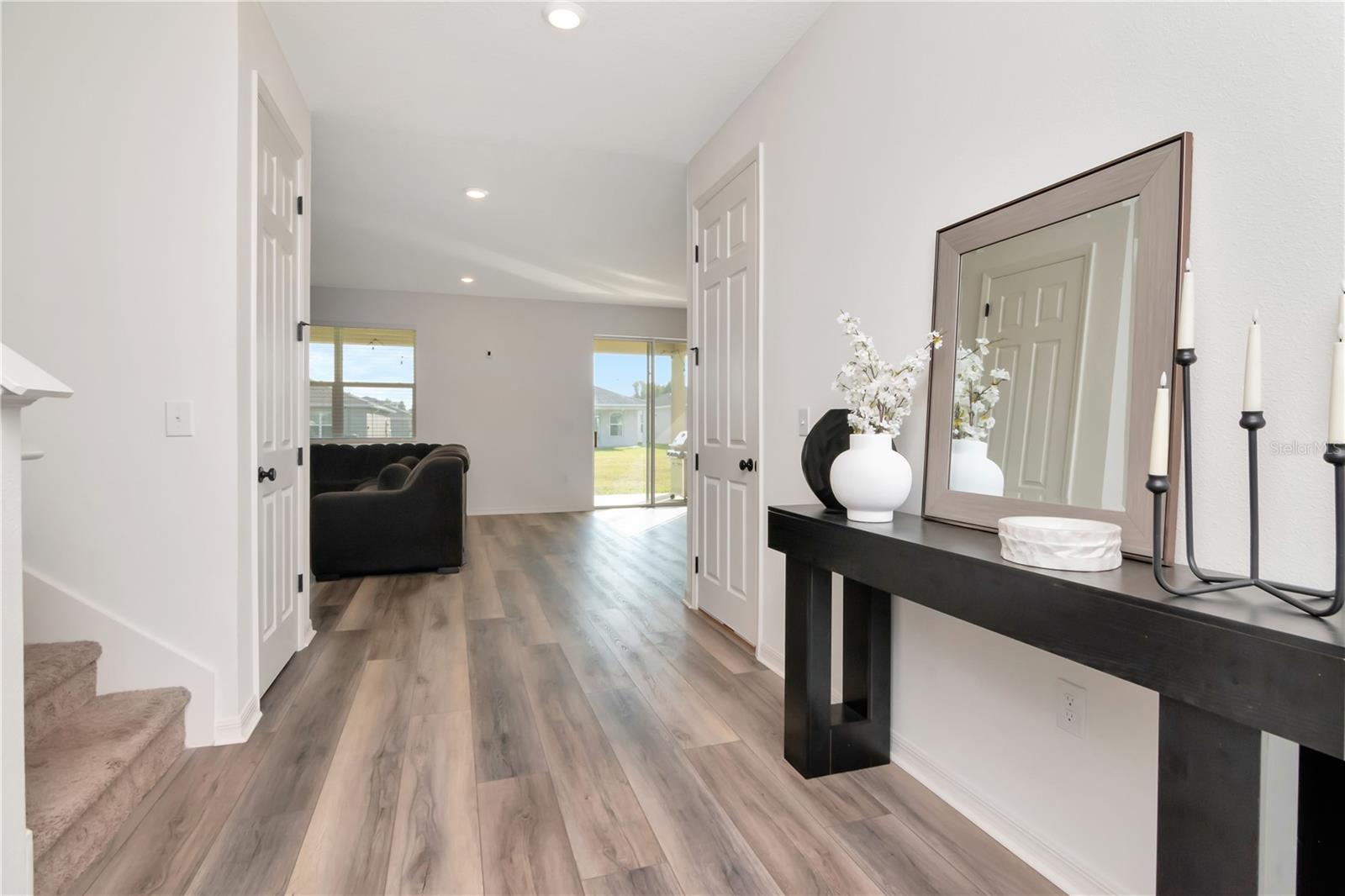 RIVERSTONE - Residential