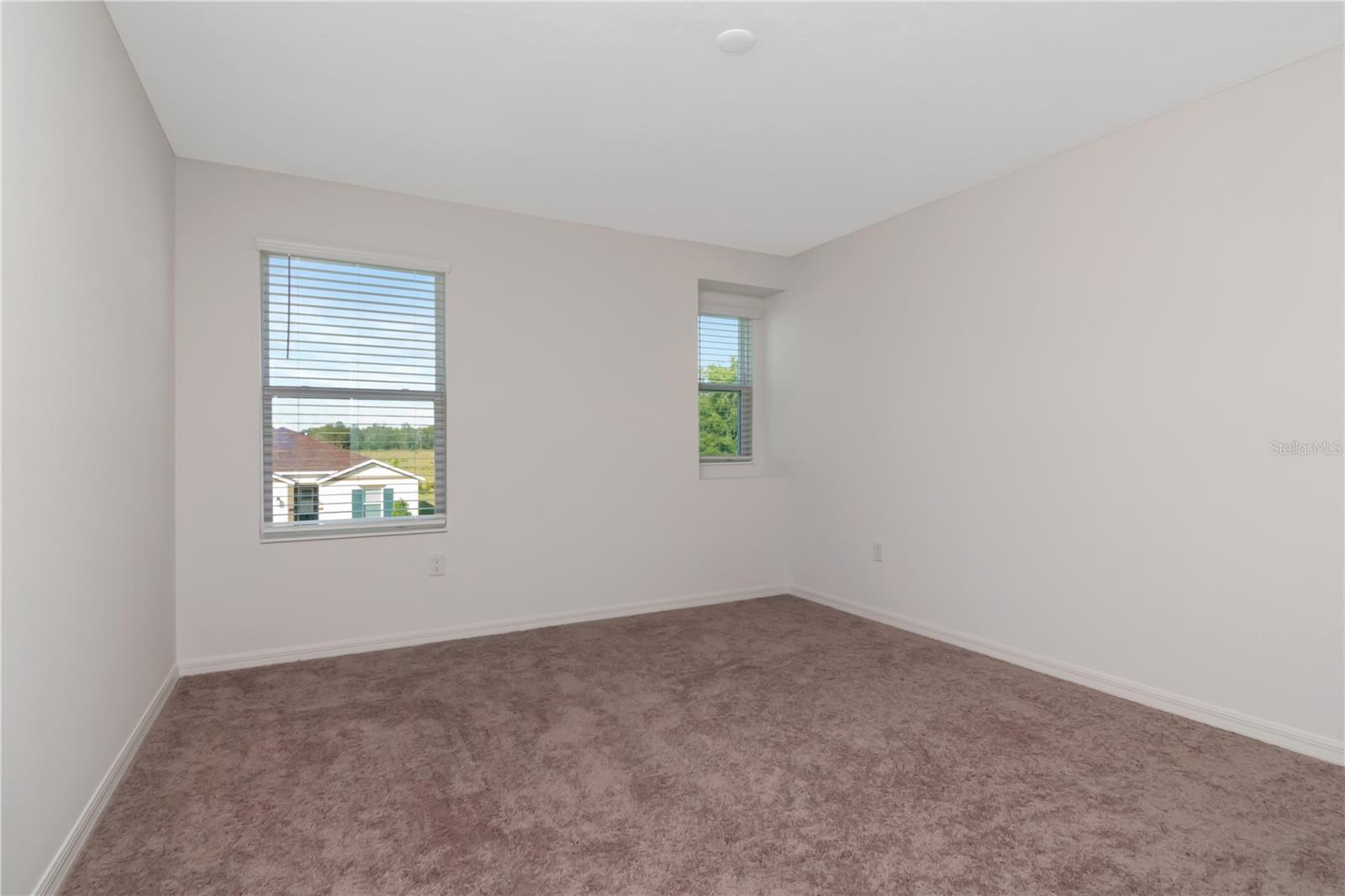 RIVERSTONE - Residential