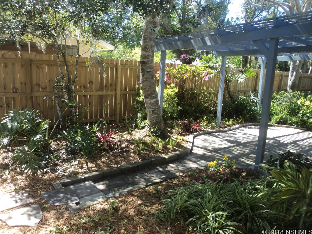 Florida Shores 01 - Residential