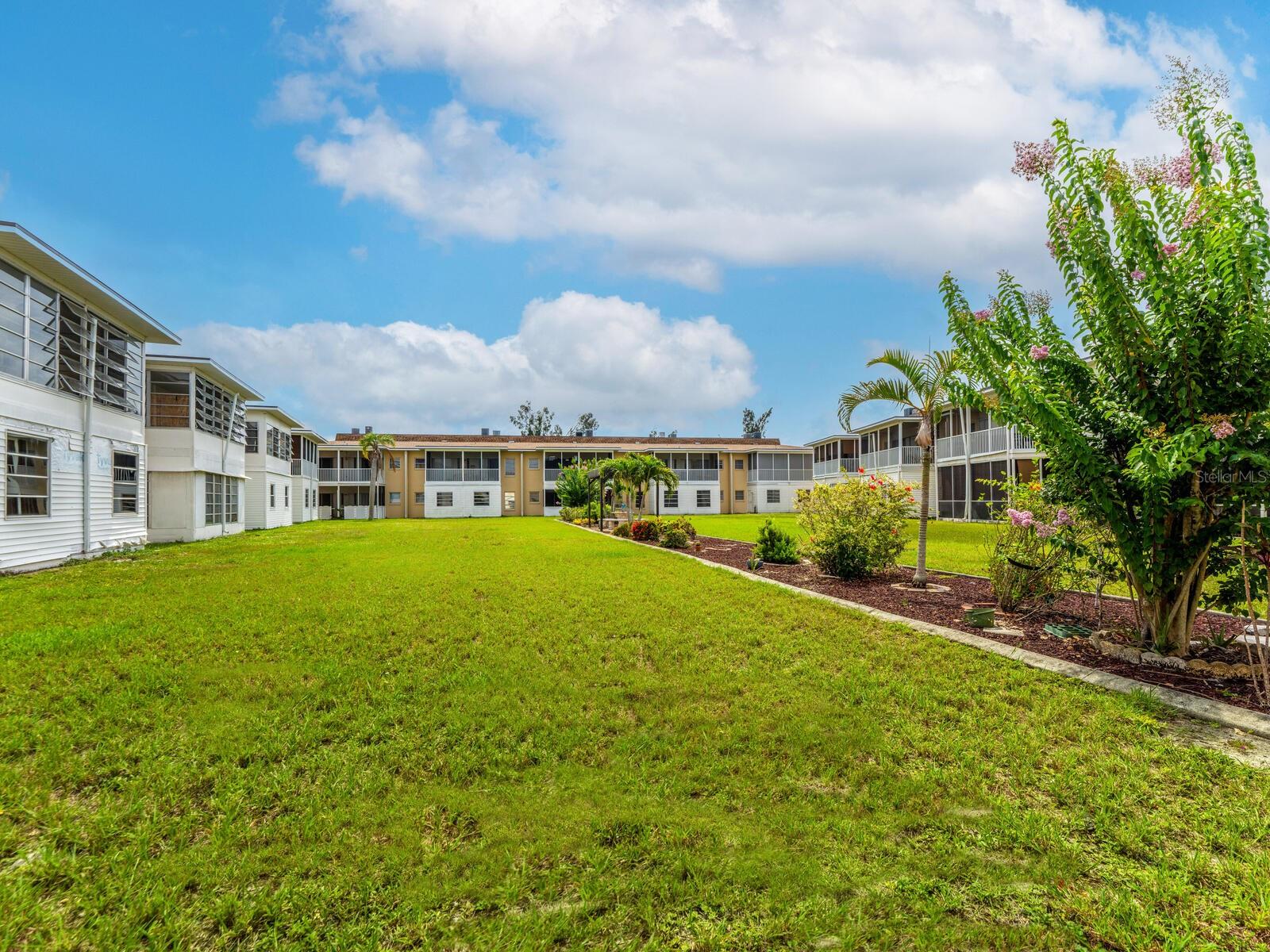 PLAZA VIEW - Residential