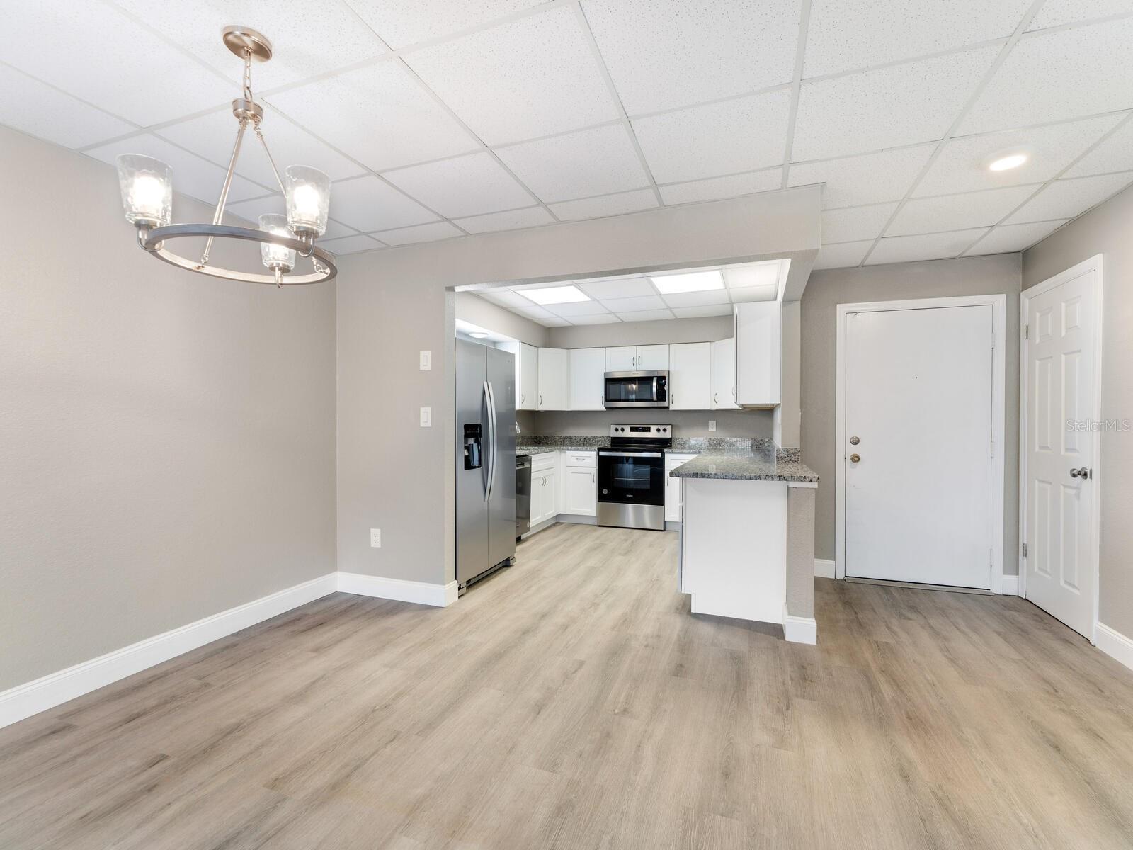 PLAZA VIEW - Residential