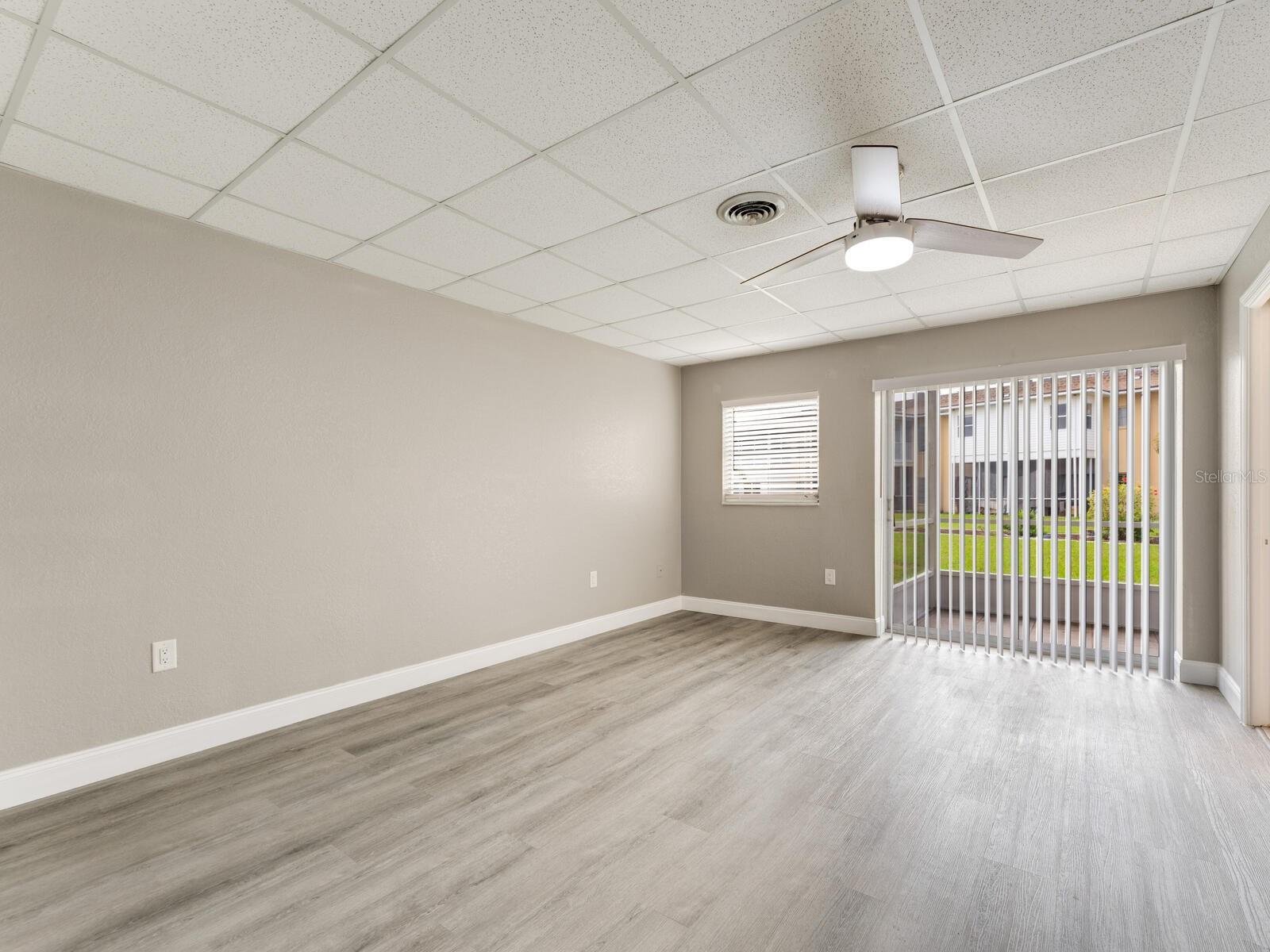 PLAZA VIEW - Residential