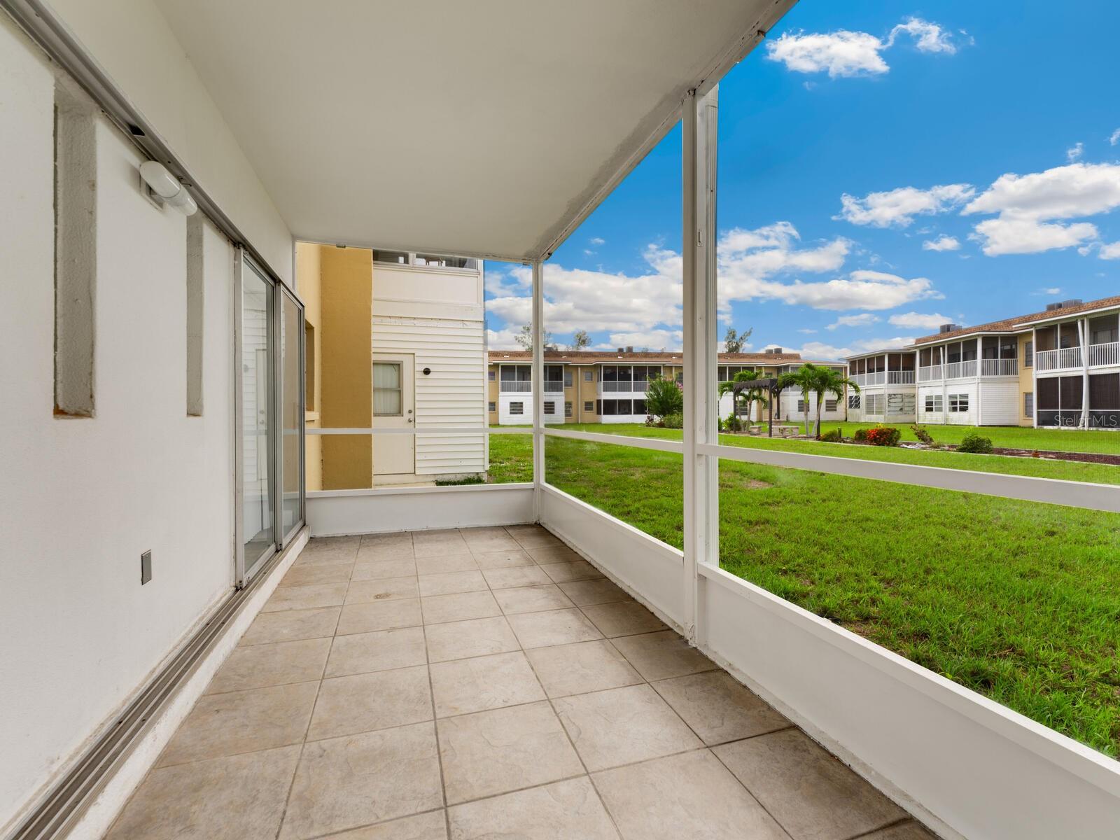 PLAZA VIEW - Residential