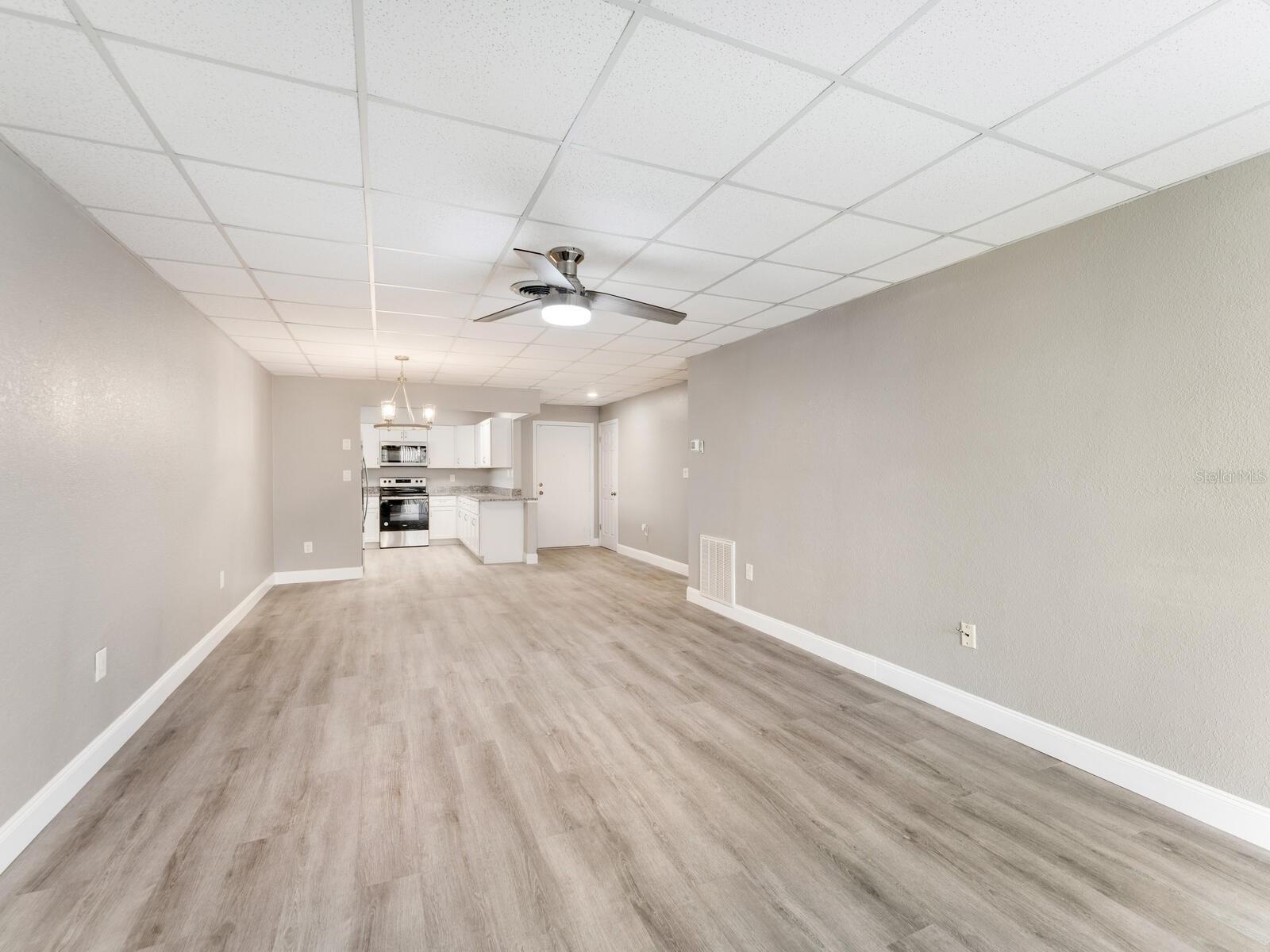 PLAZA VIEW - Residential