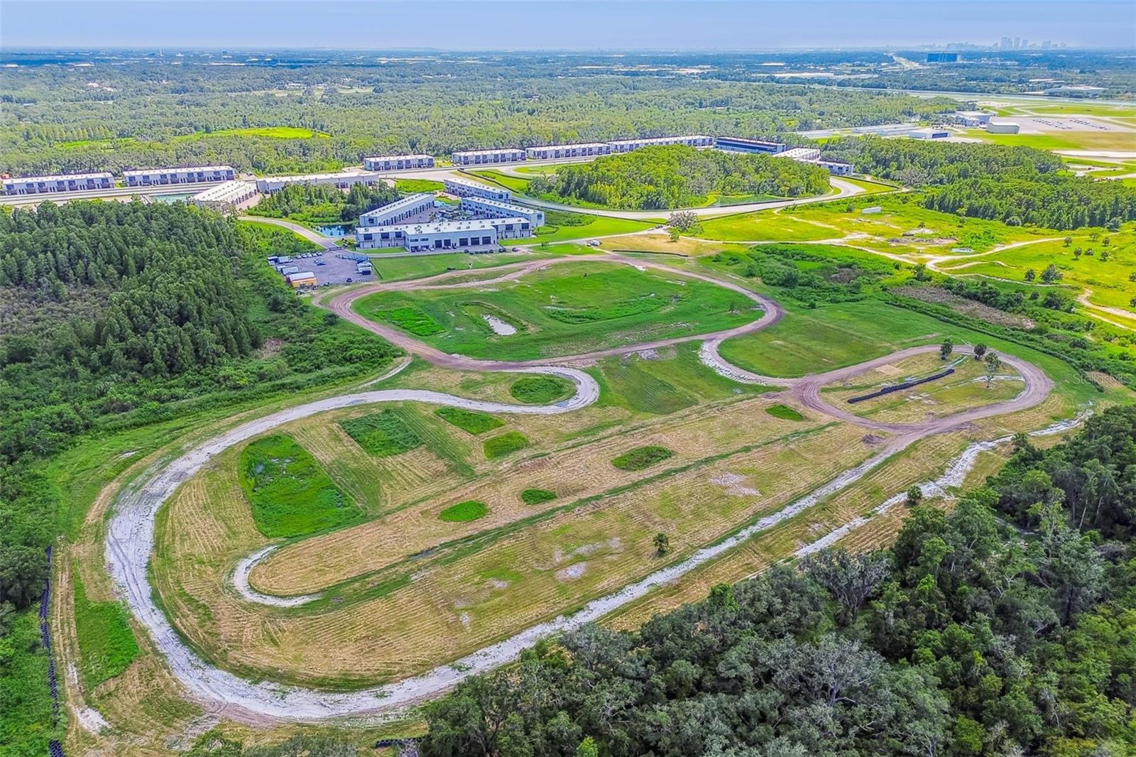 MOTOR ENCLAVE - Commercial Sale