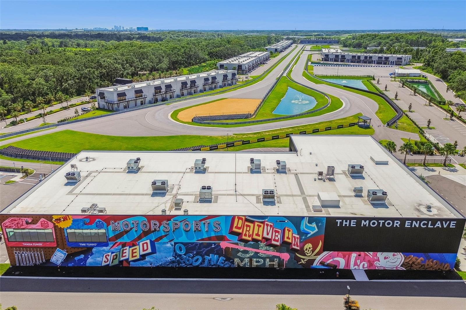 MOTOR ENCLAVE - Commercial Sale