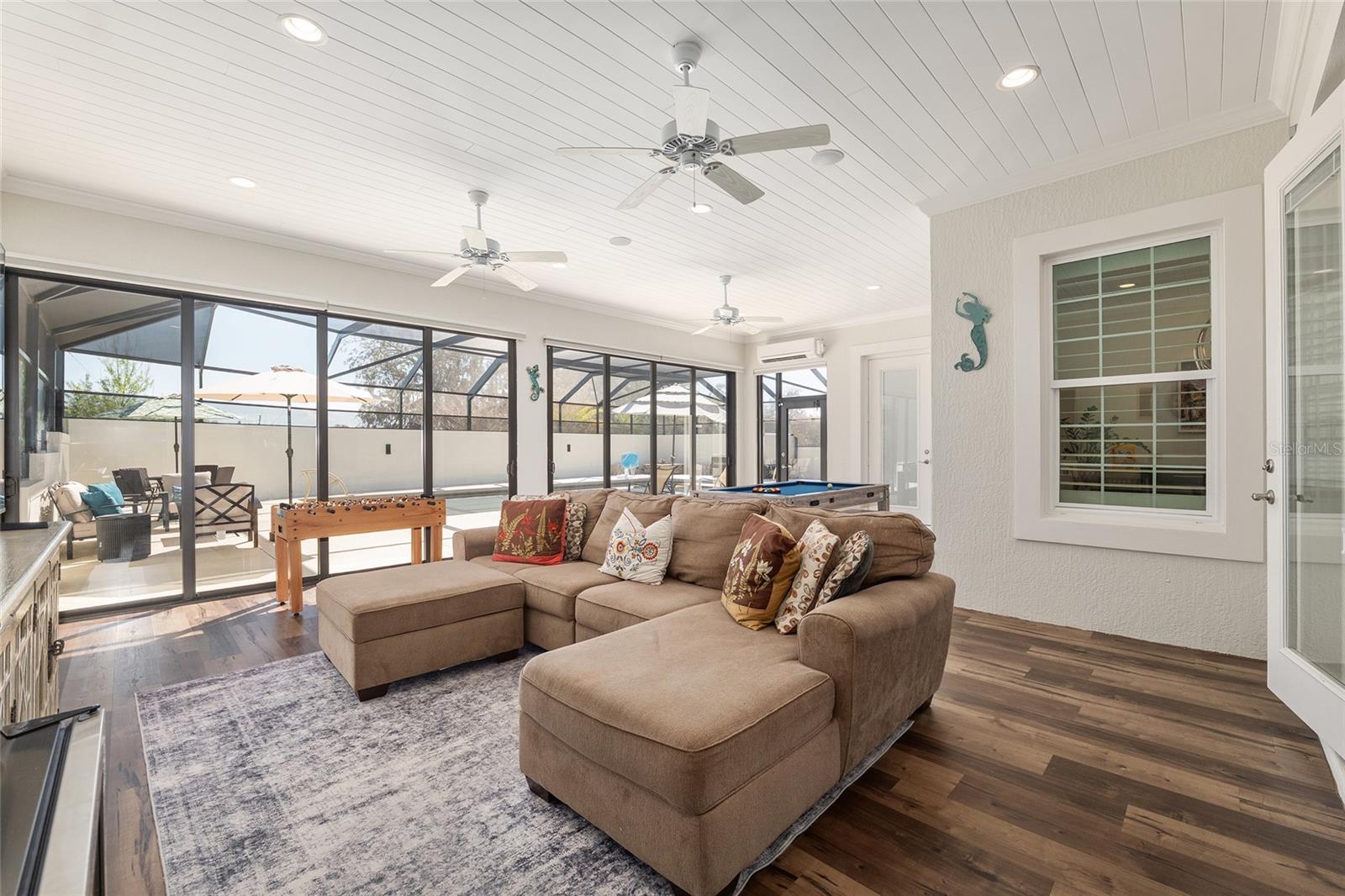 OXFORD OAKS PH 1 UN #833 - Residential