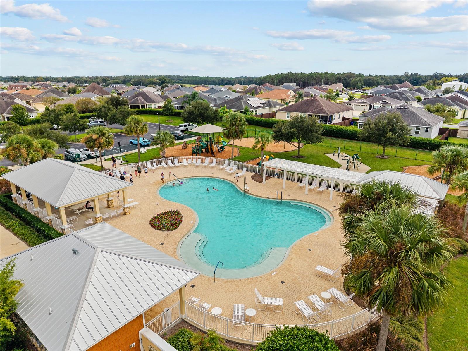 OXFORD OAKS PH 1 UN #833 - Residential