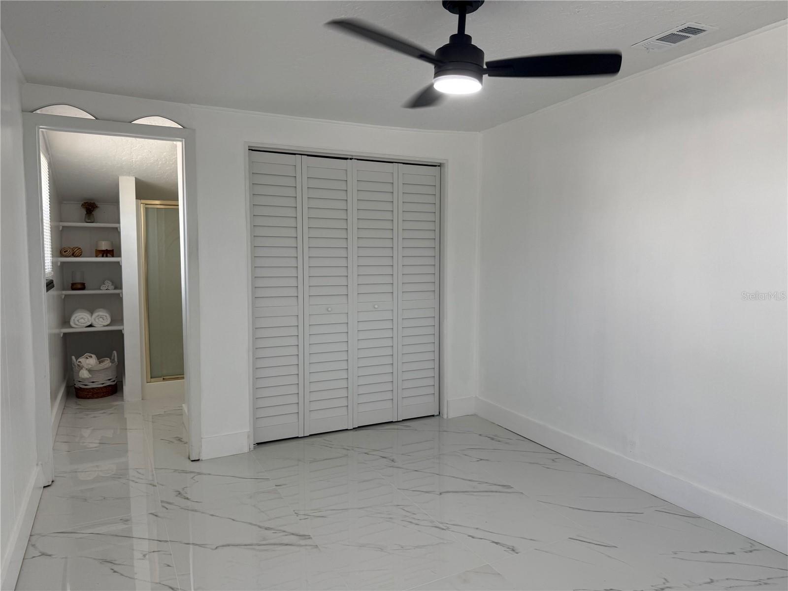 SOUTH LAKE VILLAGE SEC 1 - Residential