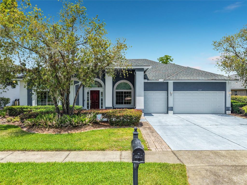 Photo of 1104 Needlewood Loop, Oviedo, FL 32765 (MLS # O6413440)