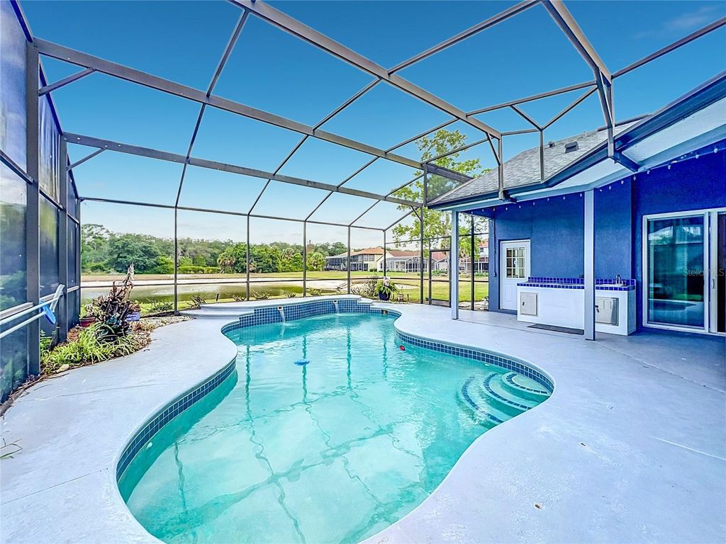 Photo of 1104 Needlewood Loop, Oviedo, FL 32765 (MLS # O6413440)