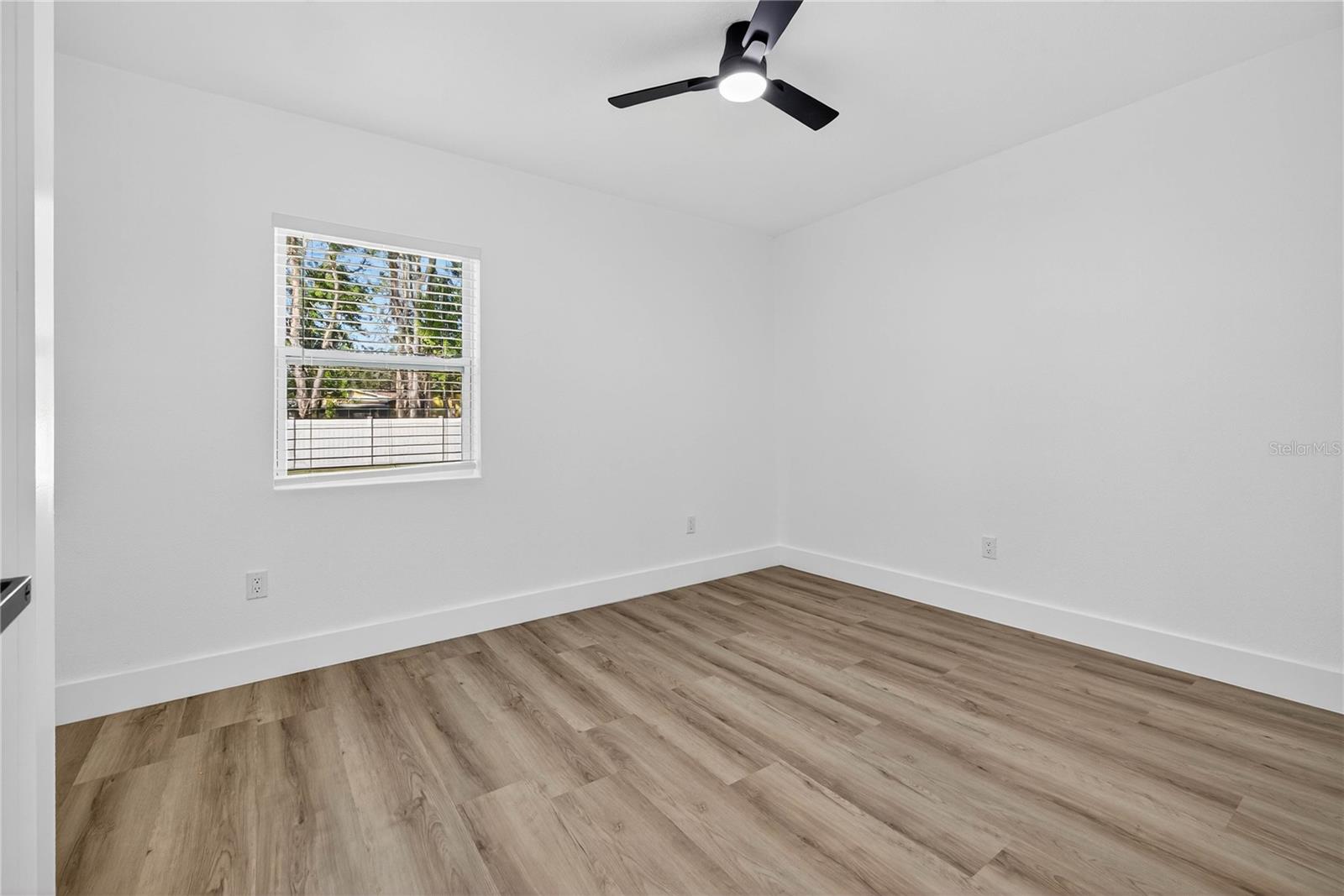 LAMPARILLA SUB - Residential