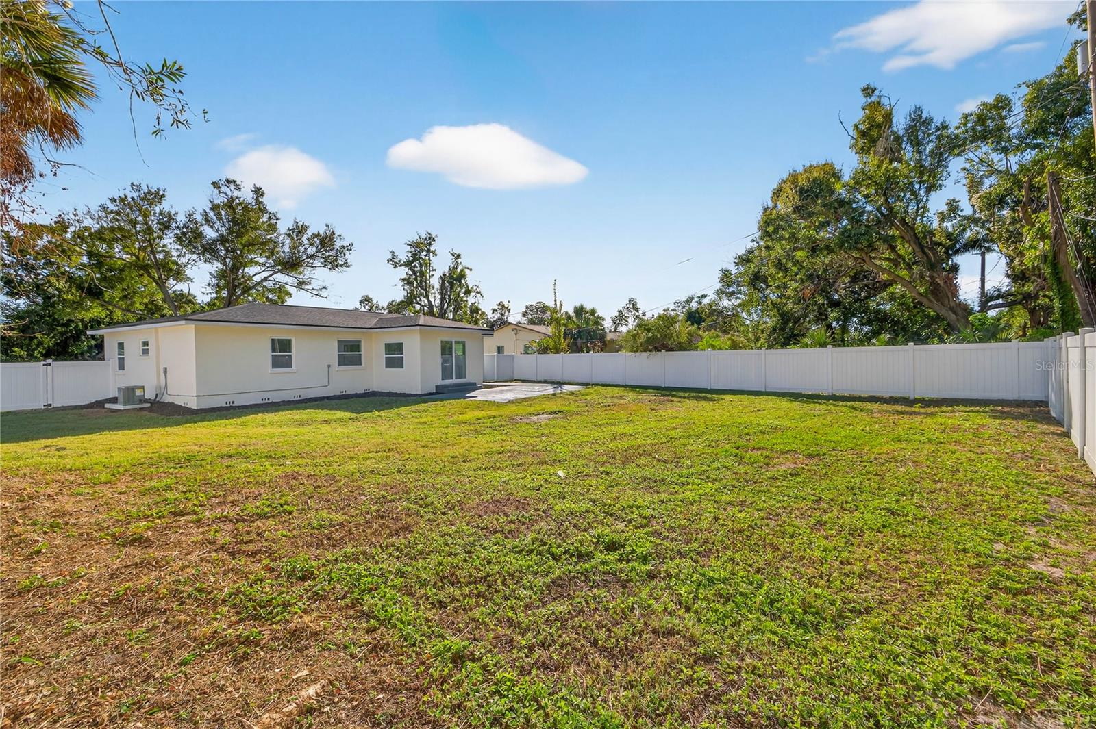 LAMPARILLA SUB - Residential