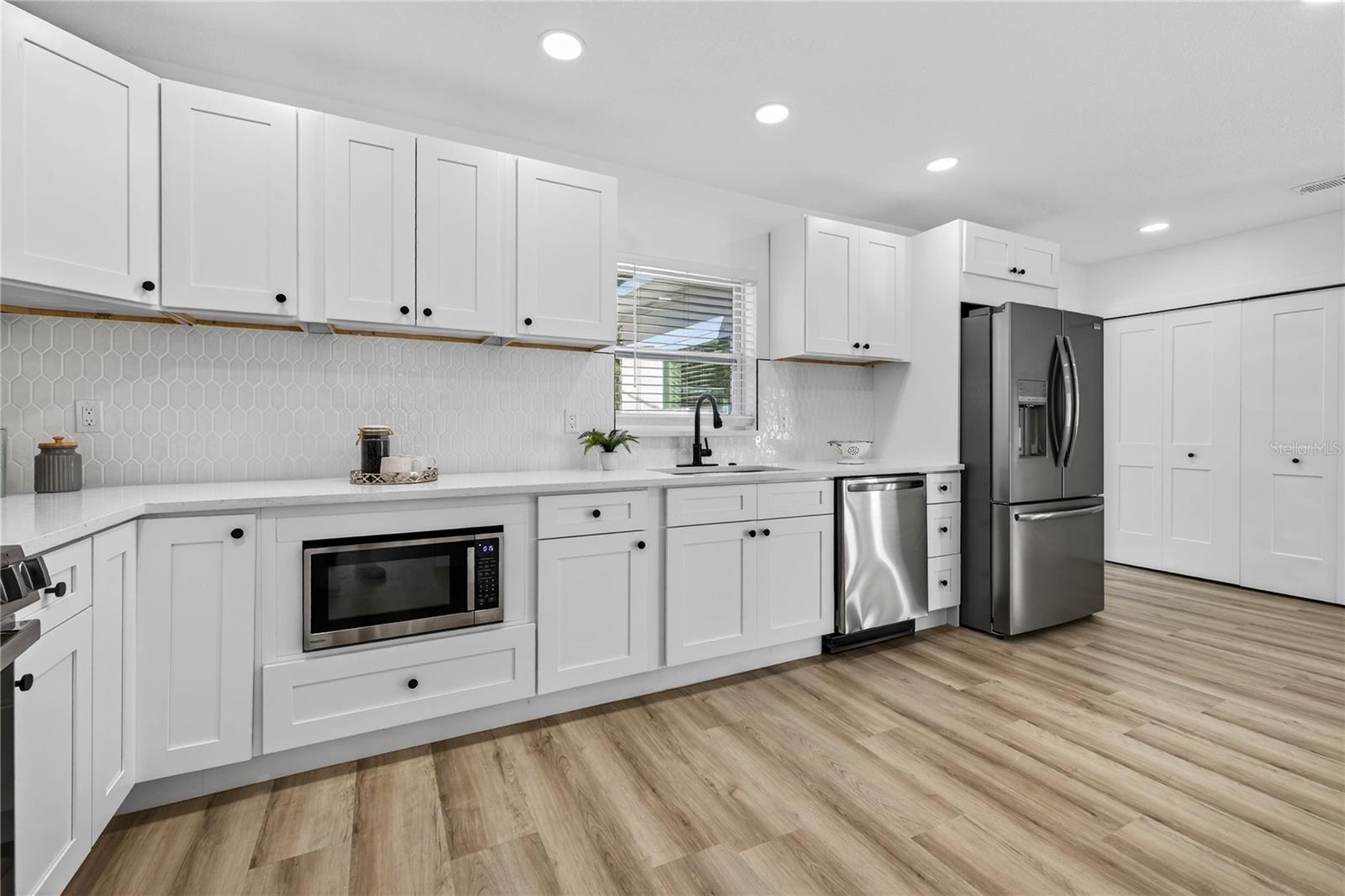 LAMPARILLA SUB - Residential