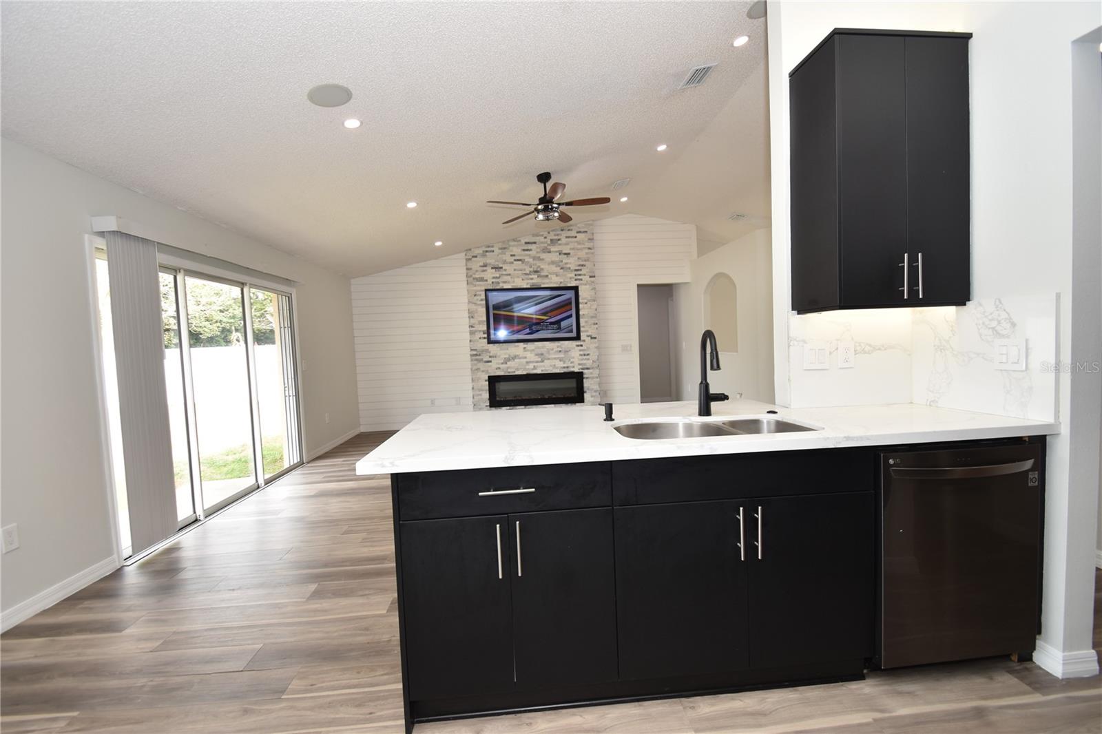 BELLE TERRE - Residential