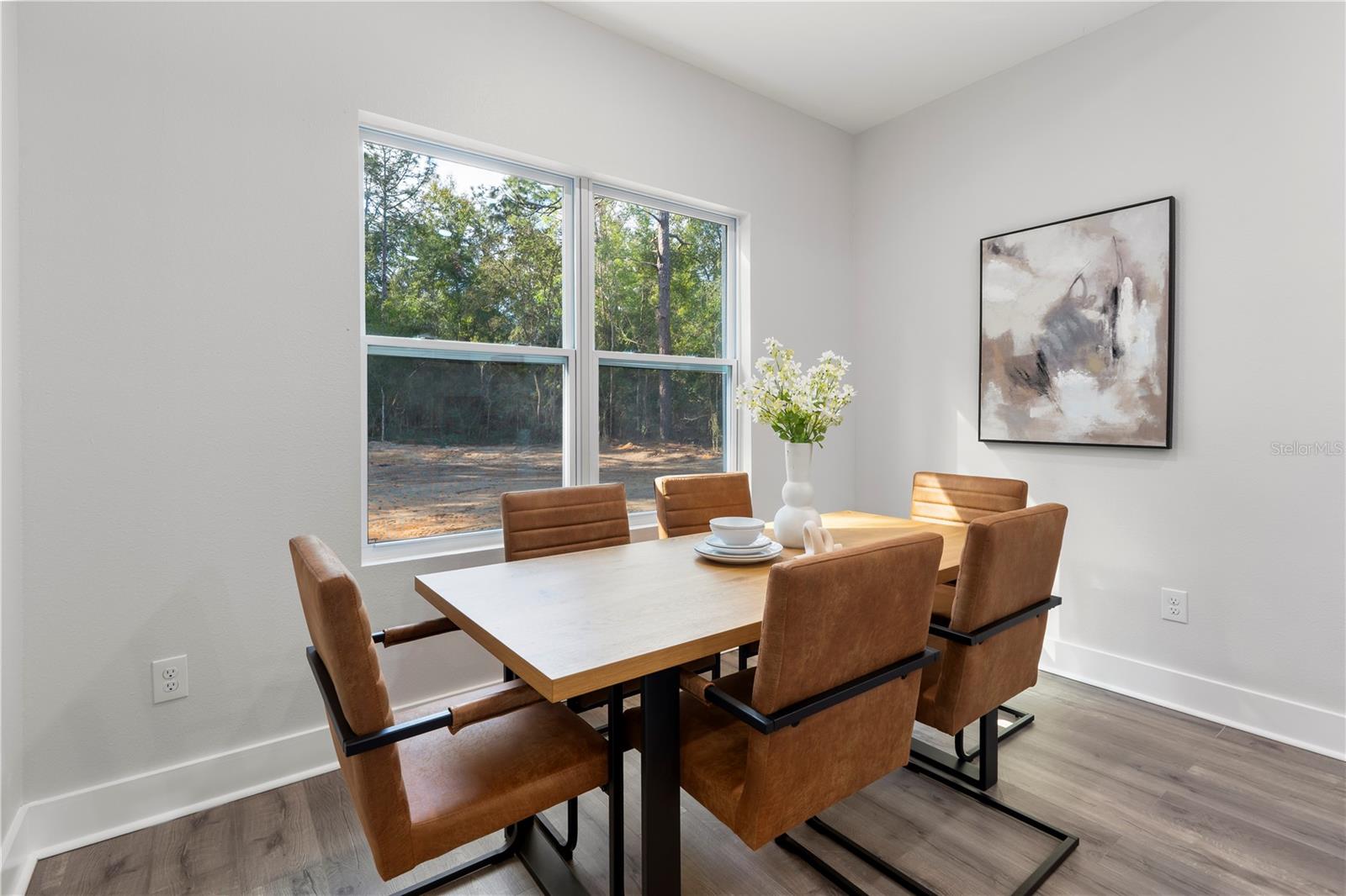 ROLLING HILLS UN ONE - Residential Lease