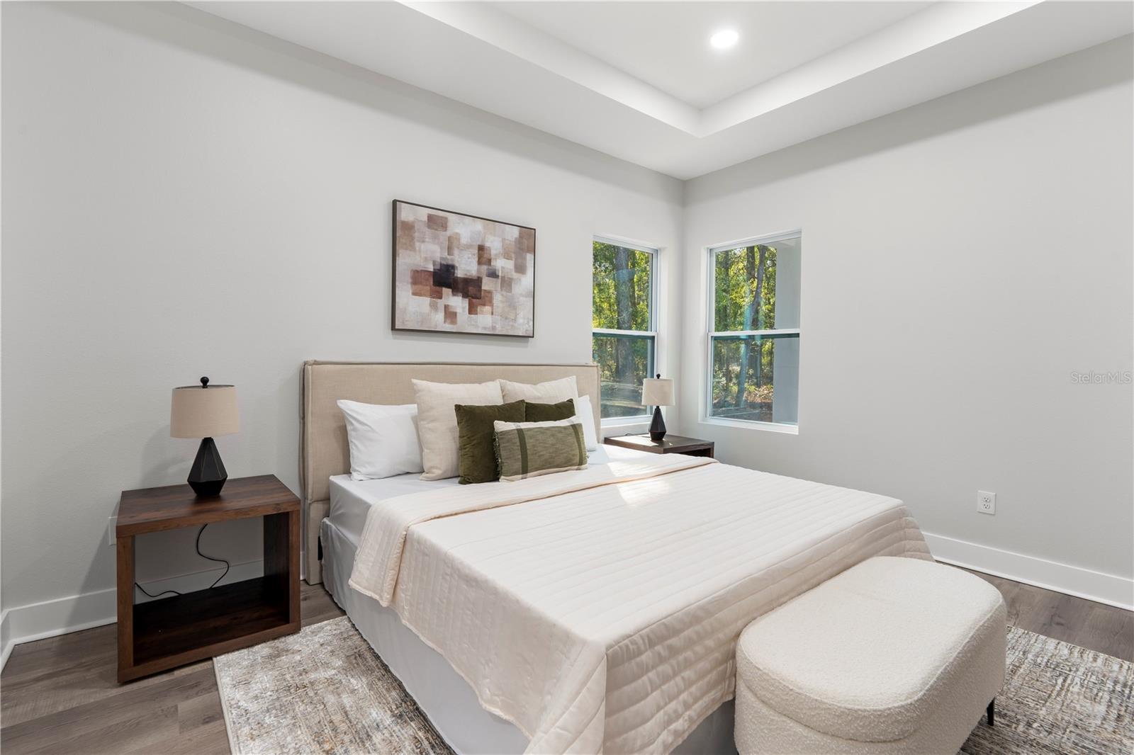 ROLLING HILLS UN ONE - Residential Lease