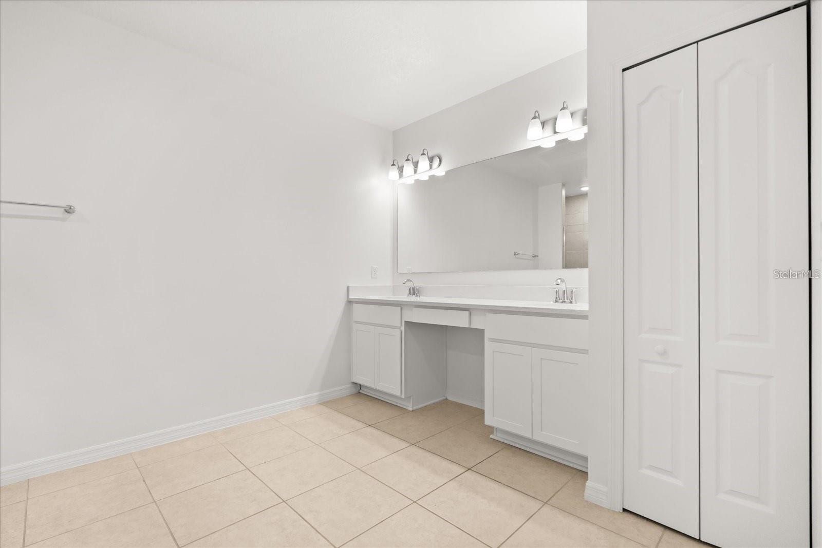 SOLTERRA PH 2C-2 - Residential Lease