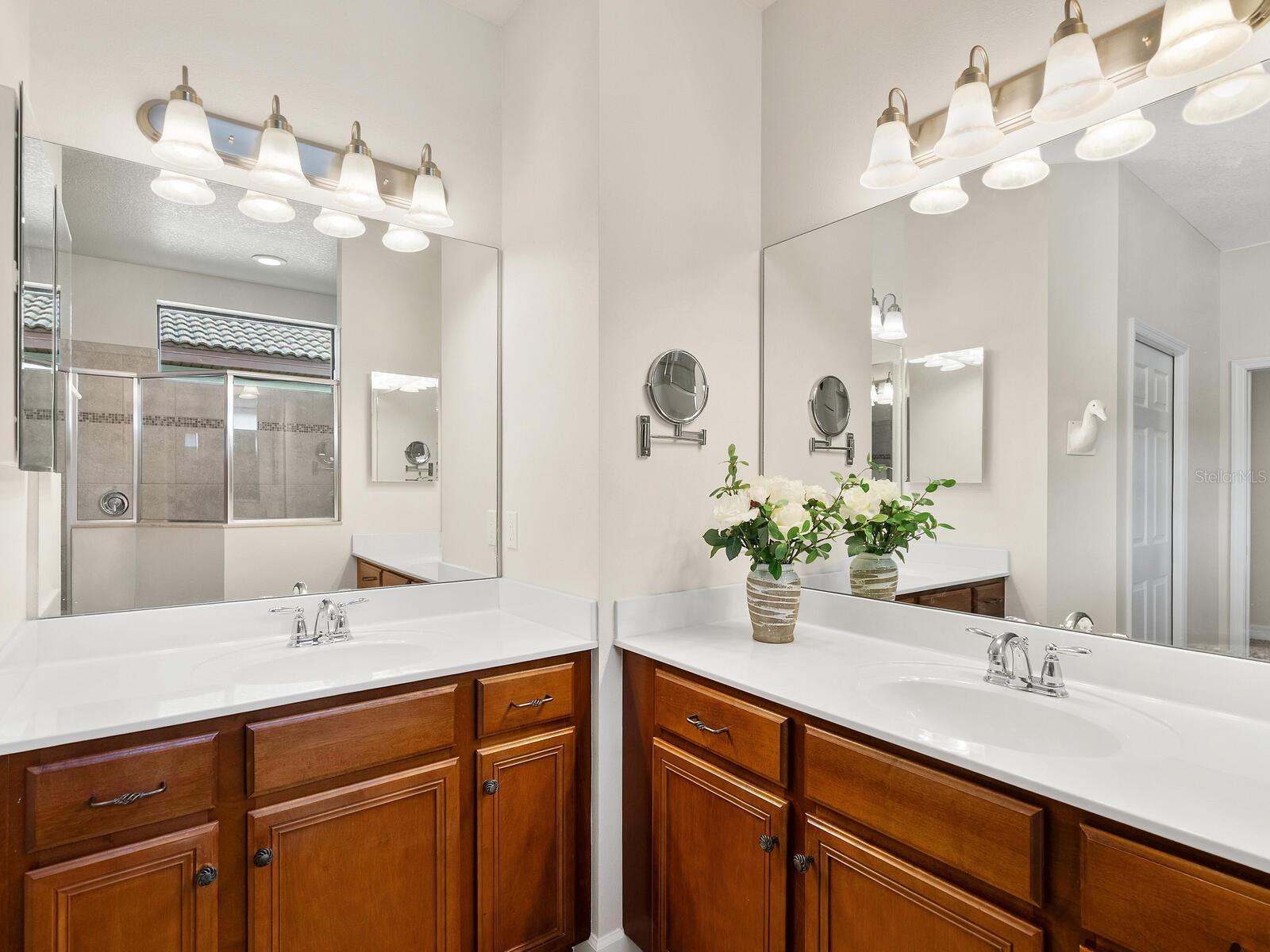 VENETIAN FALLS PH 2 - Residential