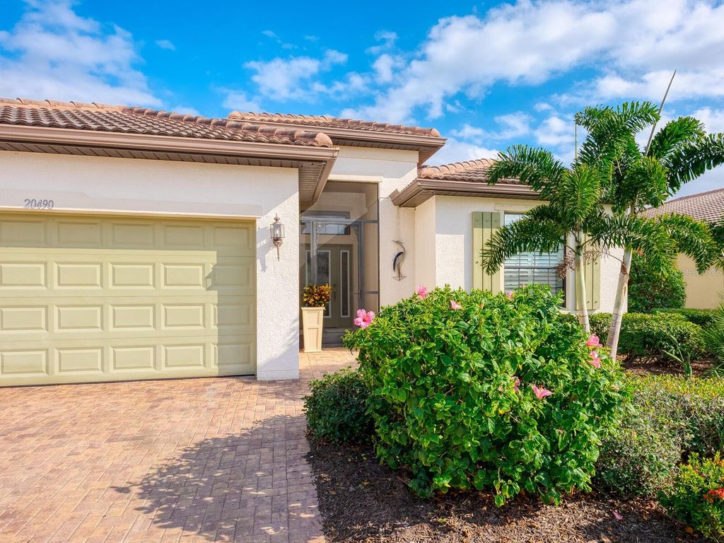 Photo of 20490 Capello Drive, Venice, FL 34292 (MLS # N6141978)
