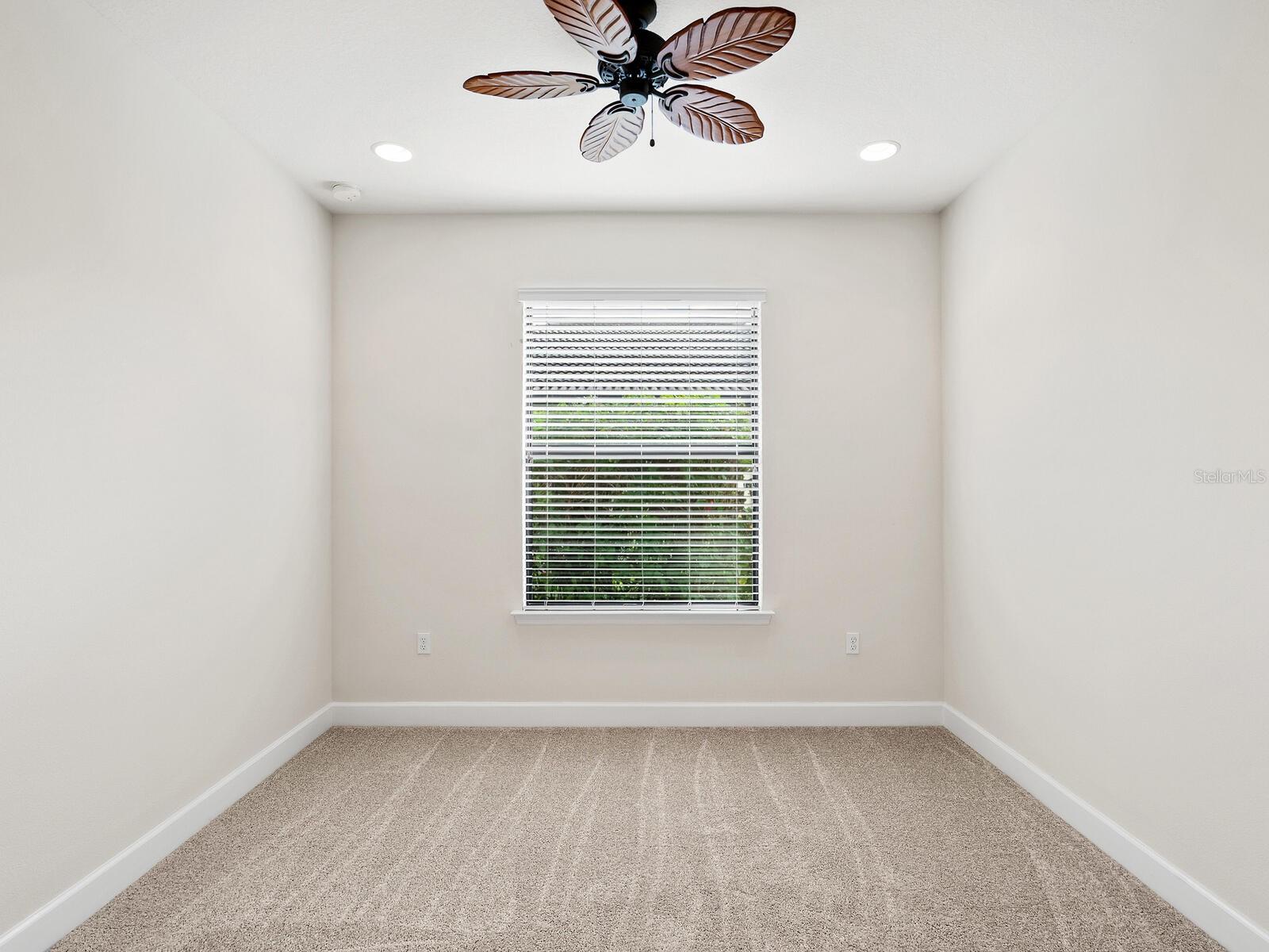 VENETIAN FALLS PH 2 - Residential