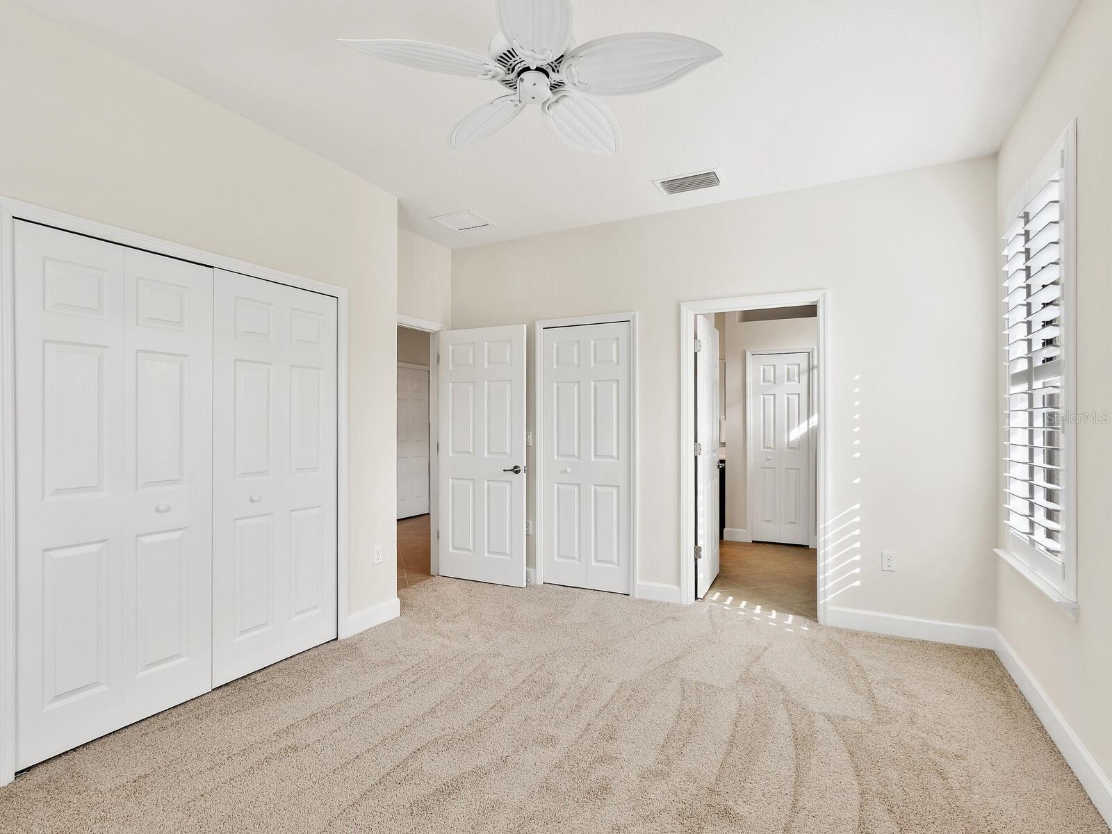 VENETIAN FALLS PH 2 - Residential