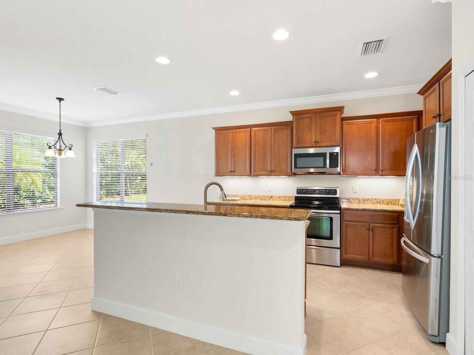 VENETIAN FALLS PH 2 - Residential