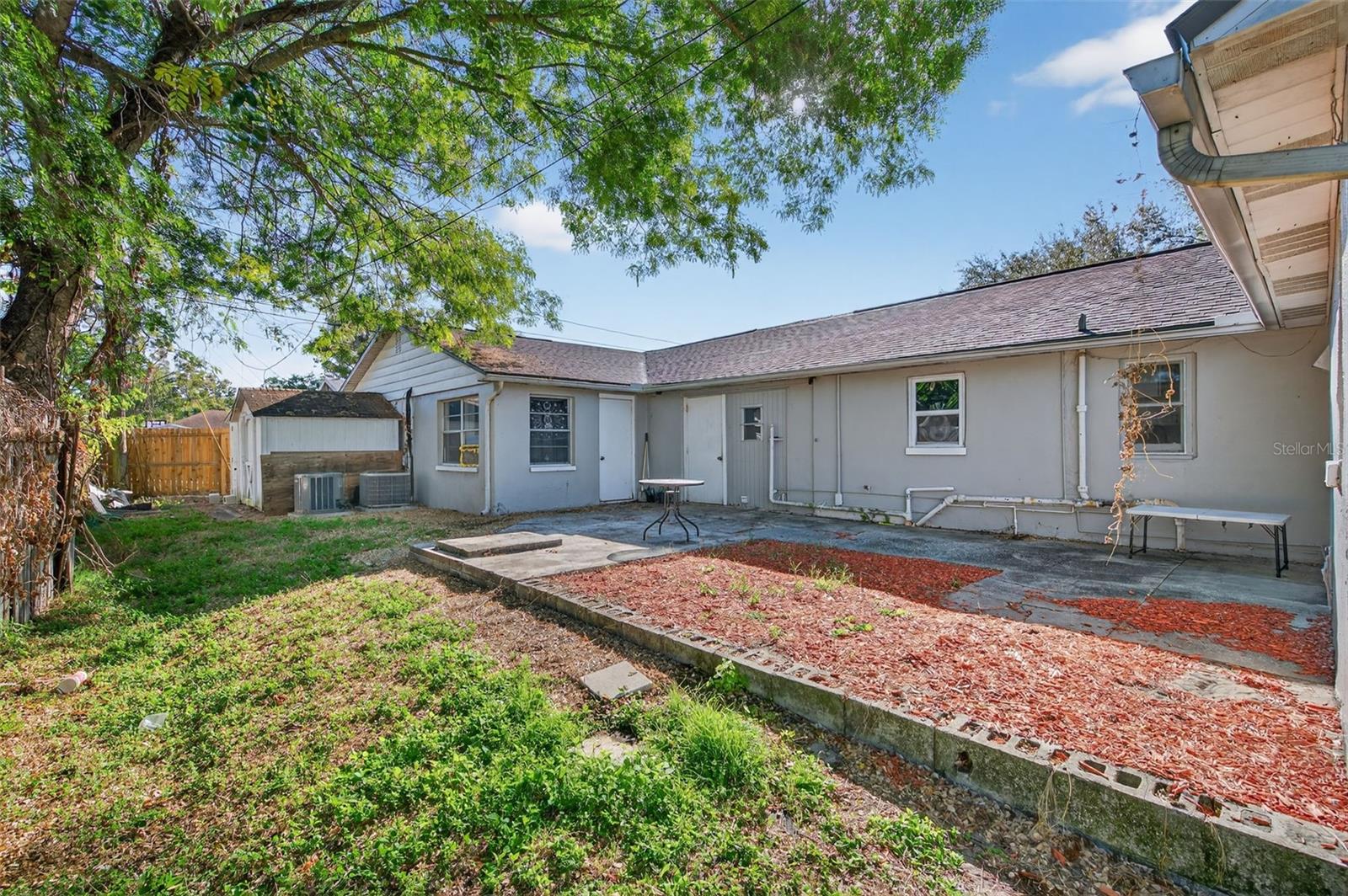 WASHINGTON TERRACE - Residential Lease