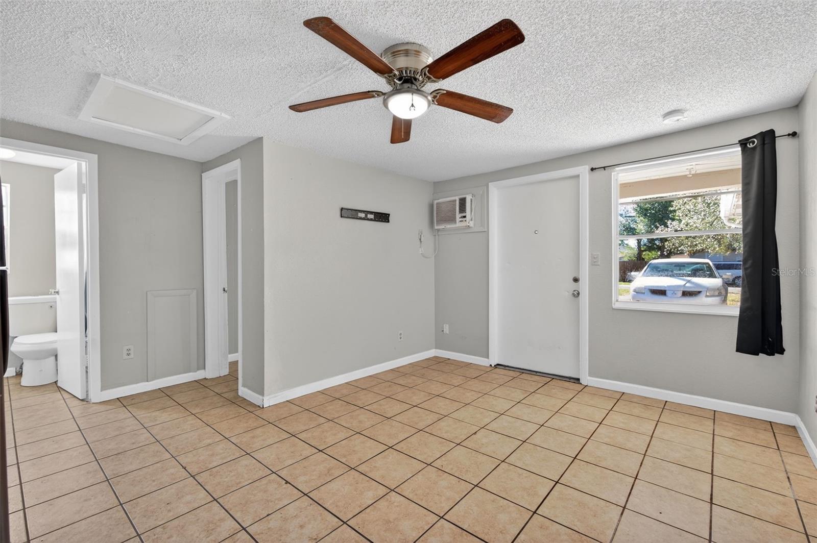 WASHINGTON TERRACE - Residential Lease