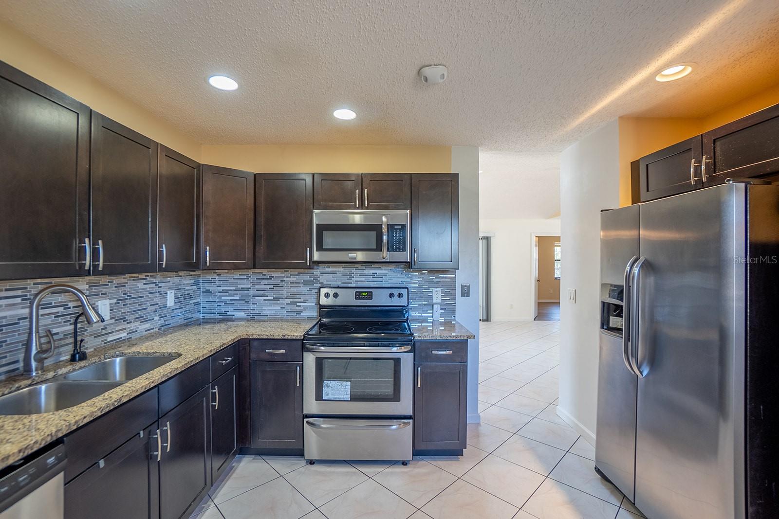 DEERWOOD REP BLK 20 PINE LAKES GOLF COURSE - Residential