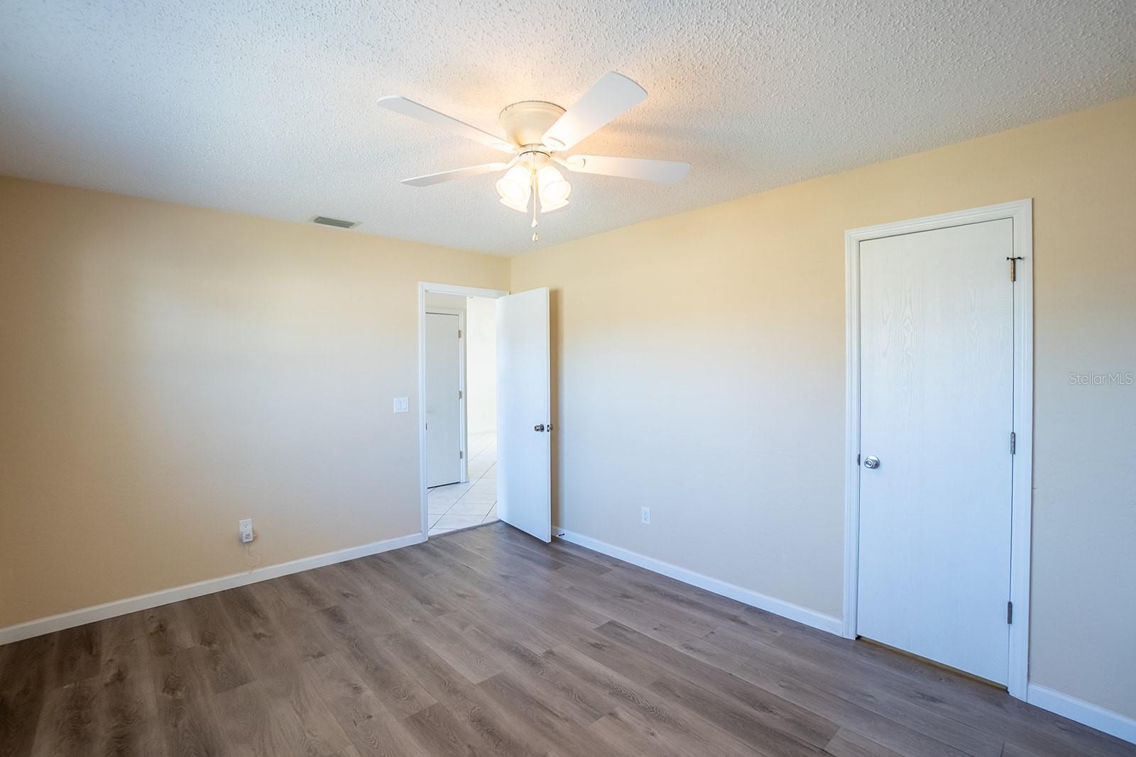 DEERWOOD REP BLK 20 PINE LAKES GOLF COURSE - Residential