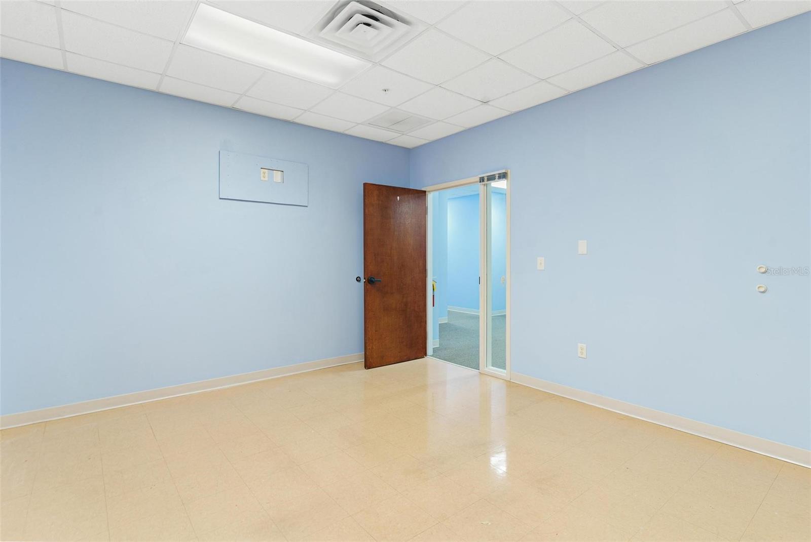 GREENLEAF BUS CENTRE - Commercial Sale