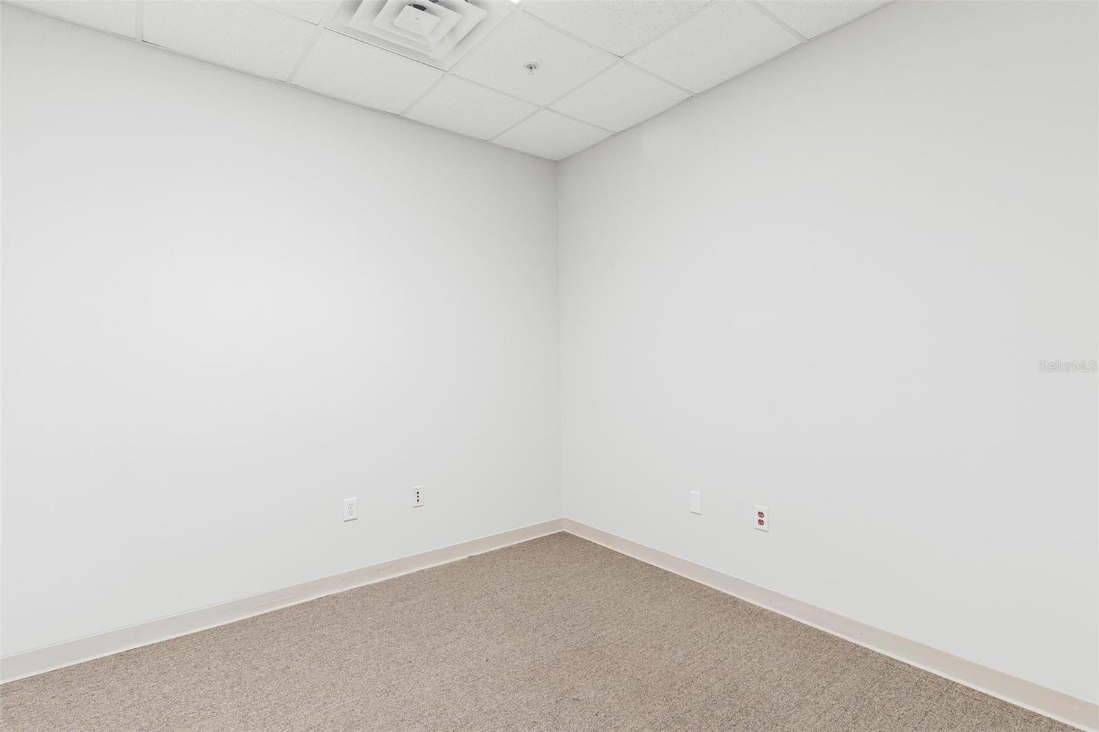 GREENLEAF BUS CENTRE - Commercial Sale