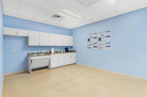 Tiny photo for 1904 Thomas Avenue, Leesburg, FL 34748 (MLS # G5095657)