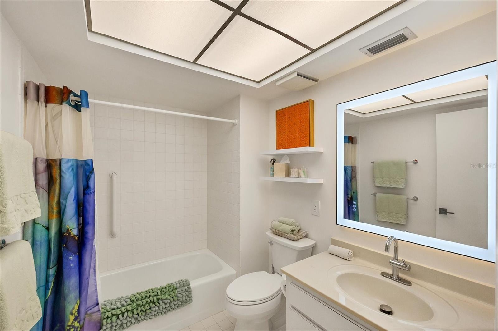 GLEN OAKS MANOR HOMES PH 2 - Residential