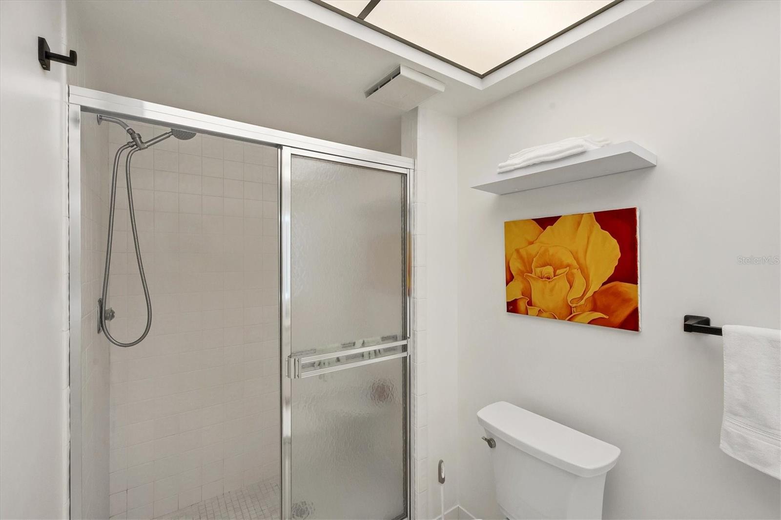 GLEN OAKS MANOR HOMES PH 2 - Residential