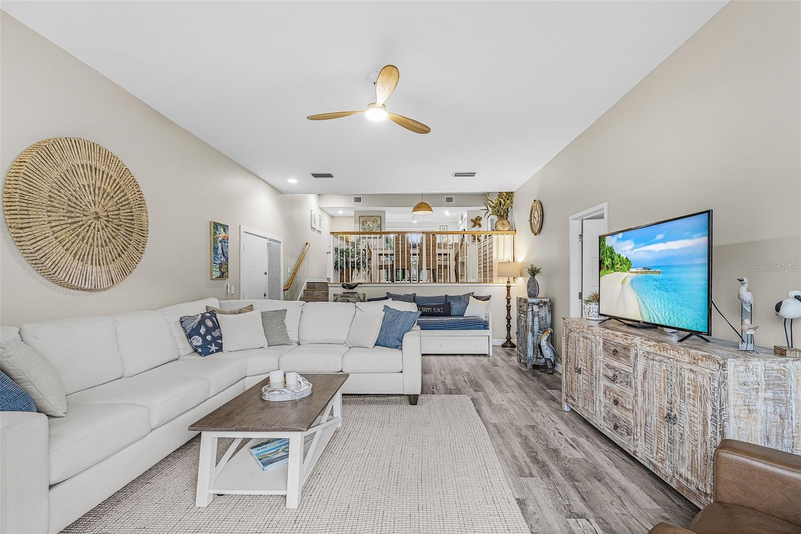 1135 LAKE HOUSE CIRCLE C115