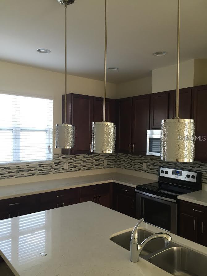 ASHLIN PARK PH 2 - Residential Lease