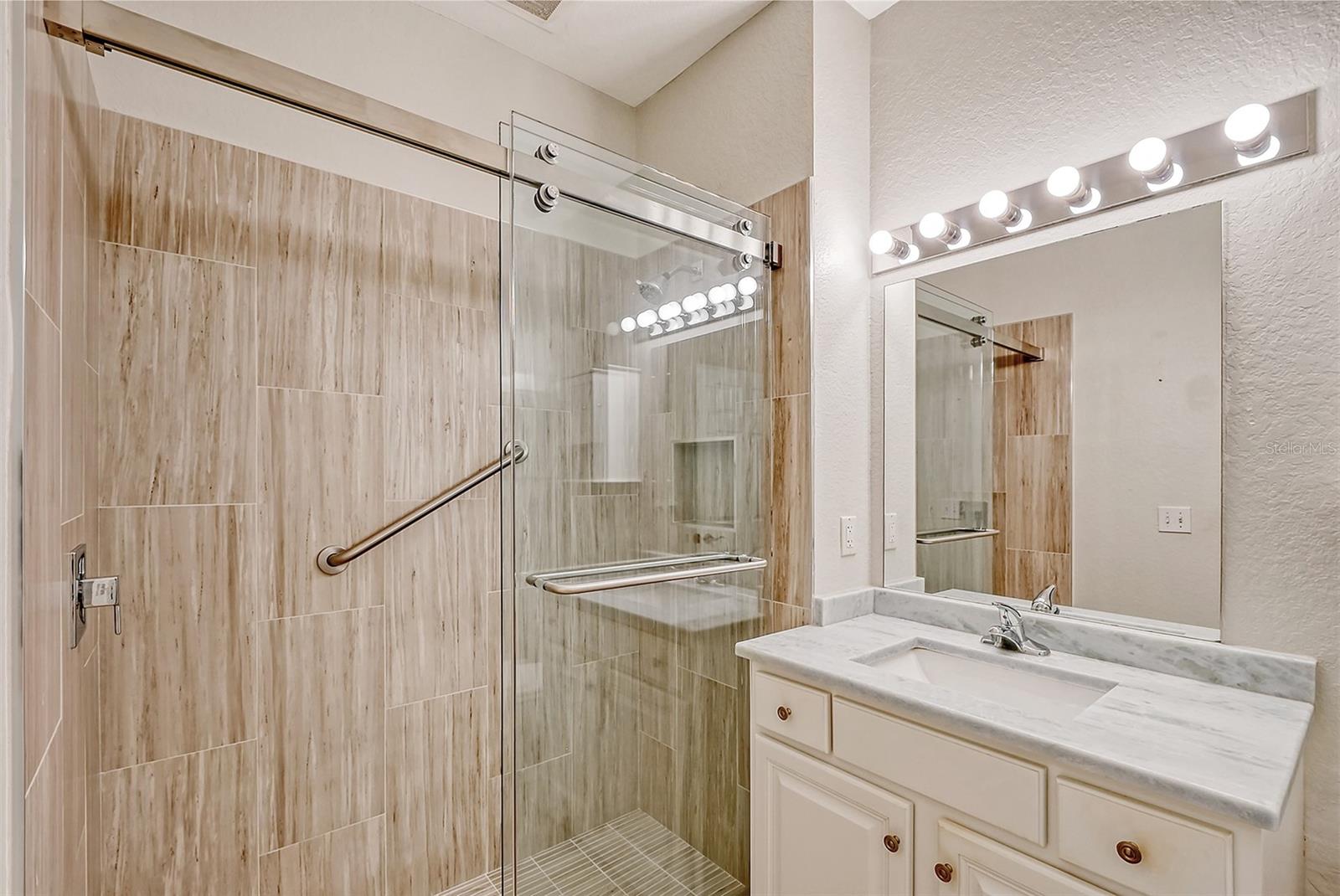 MEDITERRANEA - Residential