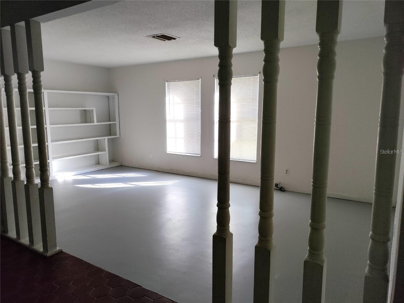 LAKE FOREST & LAKE FOREST NORTH - Residential Lease