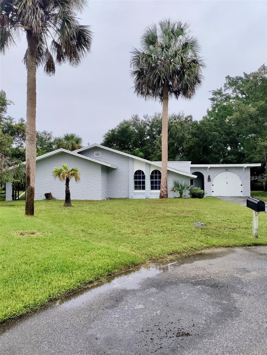 LAKE FOREST & LAKE FOREST NORTH - Residential Lease