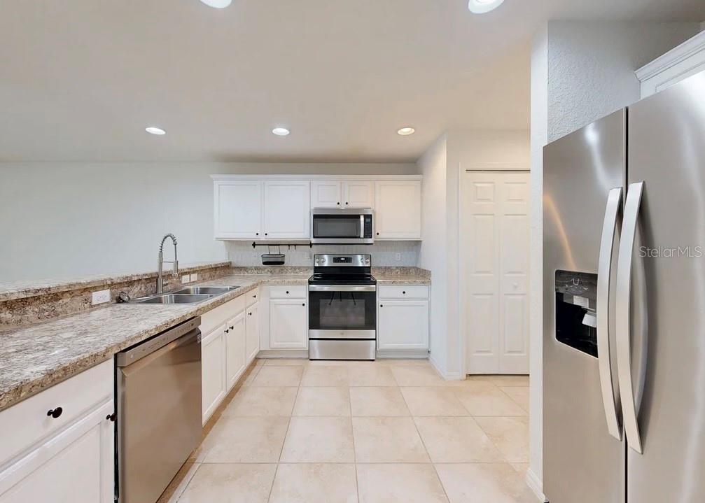 TUSCANY BAY - Residential