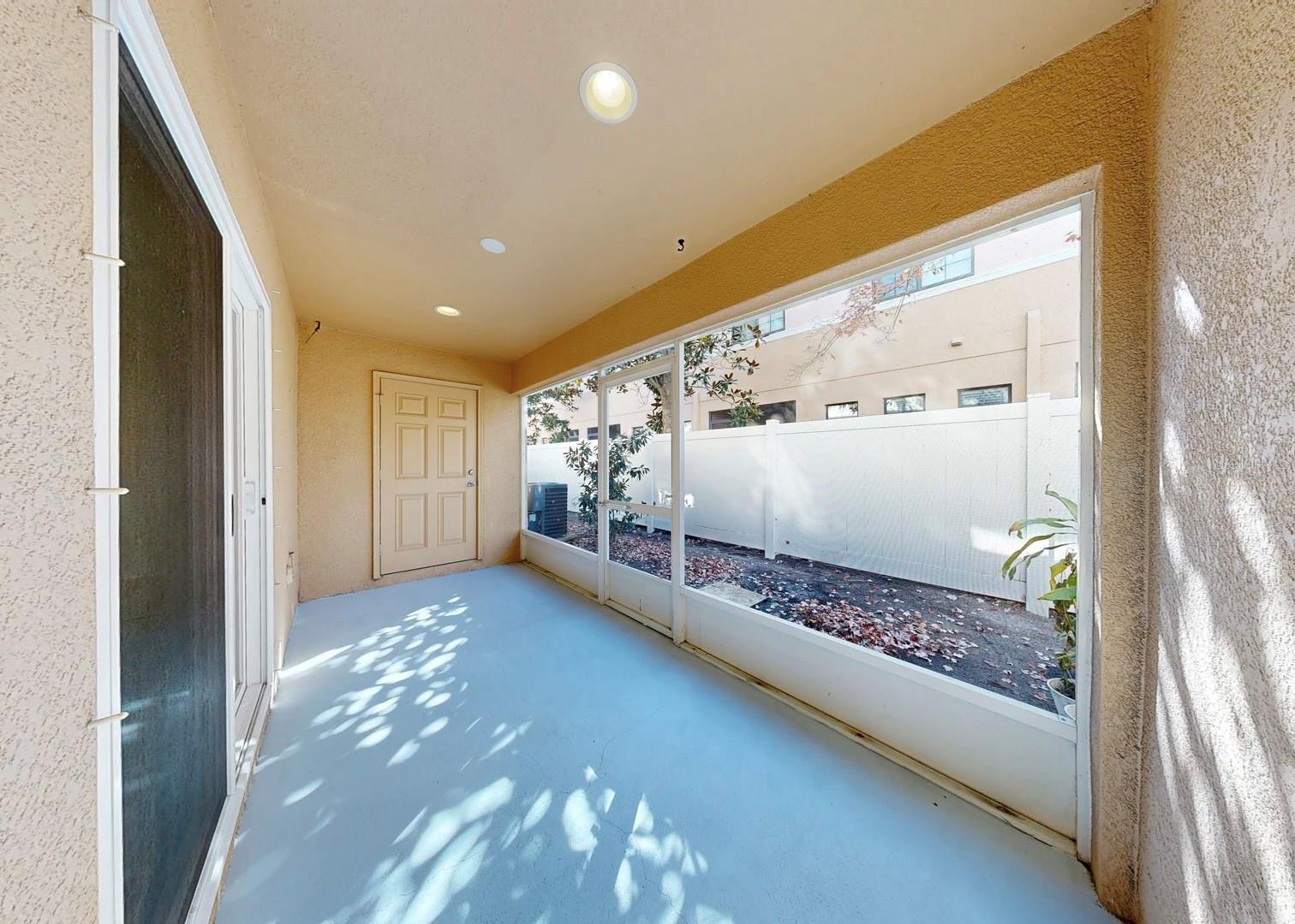 TUSCANY BAY - Residential