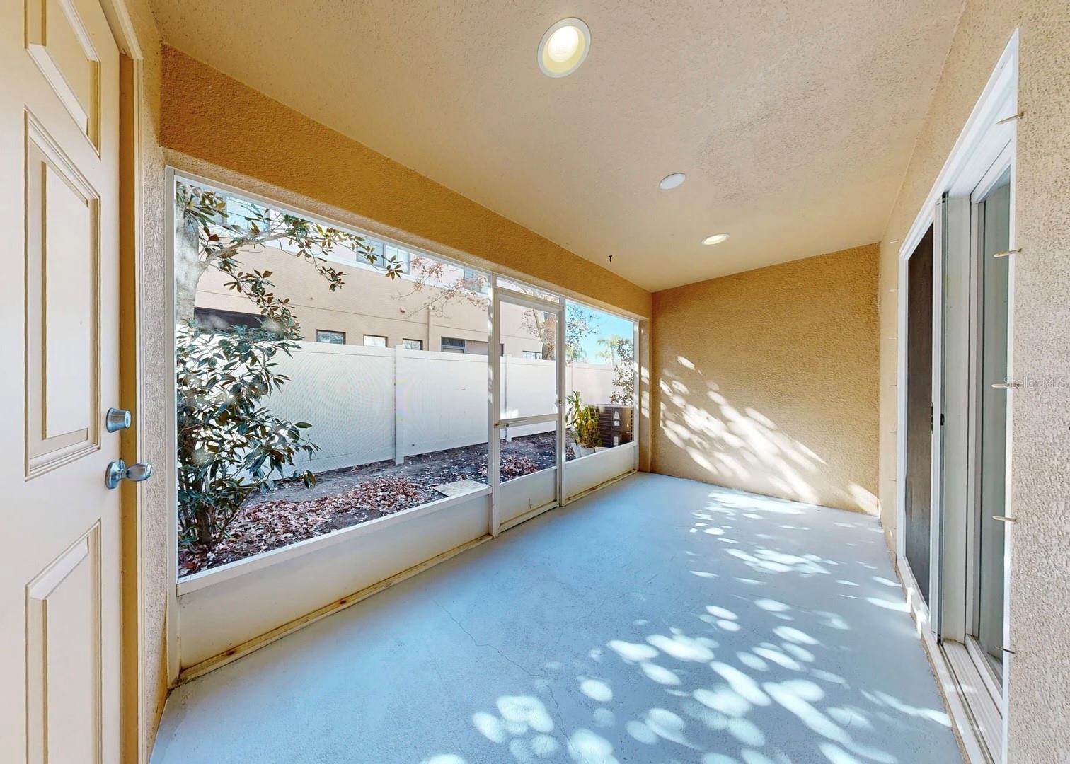 TUSCANY BAY - Residential