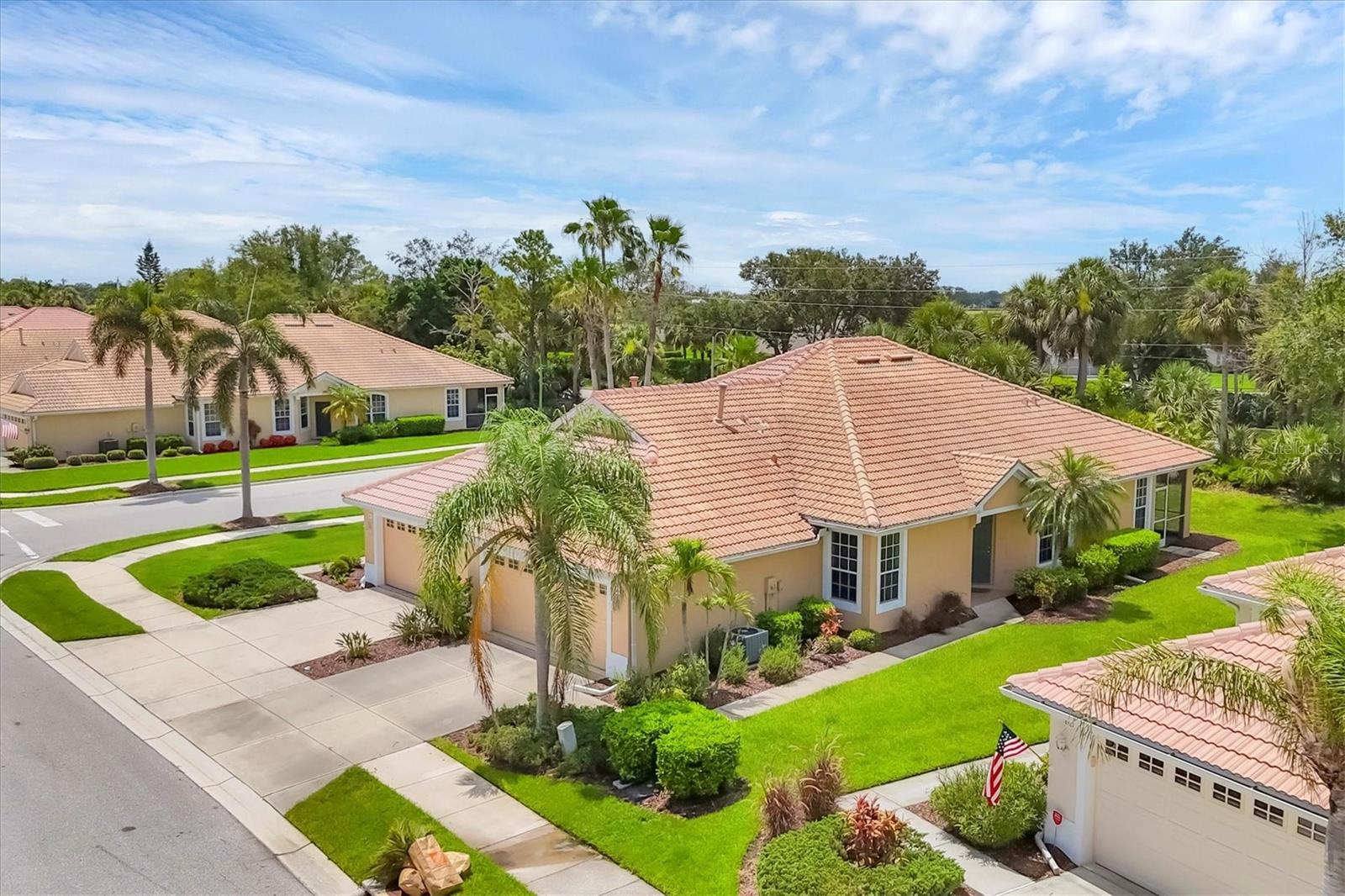 4841 WHISPERING OAKS DRIVE
